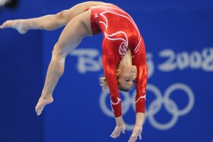 九游官网首页-巴萨防守回暖，年轻后卫展现潜力，巴萨后防阵容